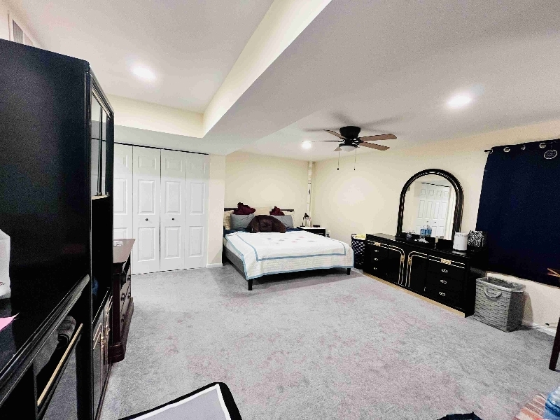 5504 Lakewhite Ct in Fairfax, VA - Building Photo