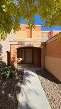 8908 Bonneville Peak Ct in Las Vegas, NV - Building Photo - Building Photo