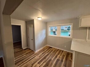 2106 Evans Ave NW in Huntsville, AL - Building Photo - Building Photo