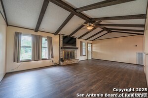 1002 River Oak Dr in Seguin, TX - Building Photo - Building Photo