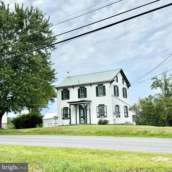 property at 851 Daniel Boone Rd