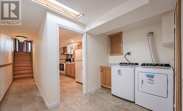 2797 Windjammer Rd in Mississauga, ON - Building Photo - Building Photo