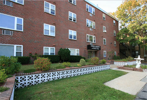 Babcock-Parkman Apartments in Brookline, MA - Building Photo - Building Photo