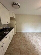 5625 SW 26th St, Unit B in West Park, FL - Building Photo - Building Photo