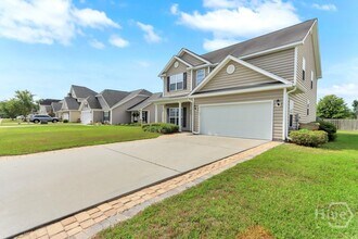 255 Red Oak Dr in Richmond Hill, GA - Building Photo - Building Photo