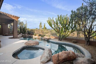 9359 E Cavalry Dr in Scottsdale, AZ - Building Photo - Building Photo