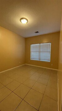 7816 Comal St photo'