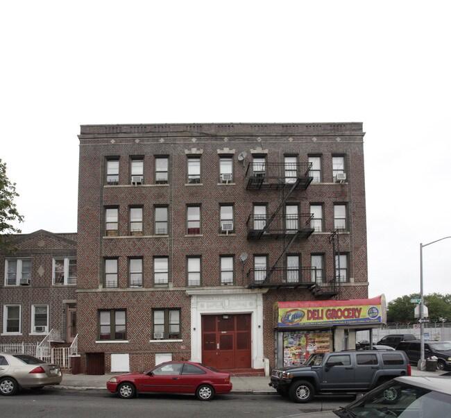 Lincoln Terrace Race Arms in Brooklyn, NY - Foto de edificio - Building Photo