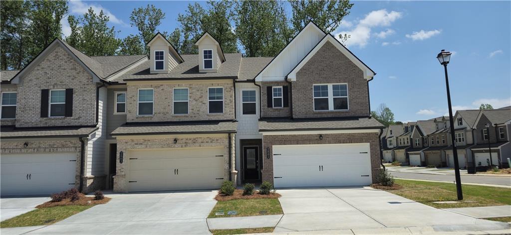 2801 Habibi Ct in Buford, GA - Building Photo
