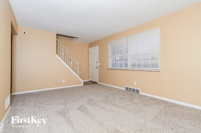 714 Ivyhill Dr in Cincinnati, OH - Foto de edificio - Building Photo