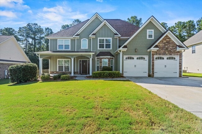 property at 839 Leyland Ln