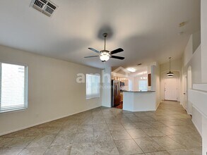 7884 W Mural Hill Dr in Tucson, AZ - Foto de edificio - Building Photo