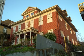 Belboy Apartments in Seattle, WA - Building Photo - Building Photo