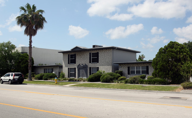 140 E Davis Blvd in Tampa, FL - Building Photo - Building Photo