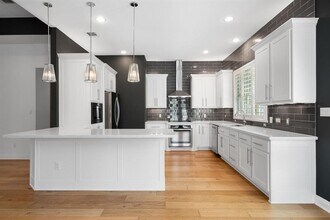 13708 Golden Wave Loop in Austin, TX - Building Photo - Building Photo