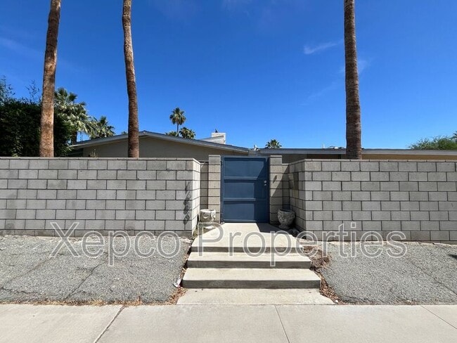 property at 1680 E Mesquite Ave