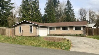3 Bed 1.5 Bath Rambler! in Bothell, WA - Building Photo