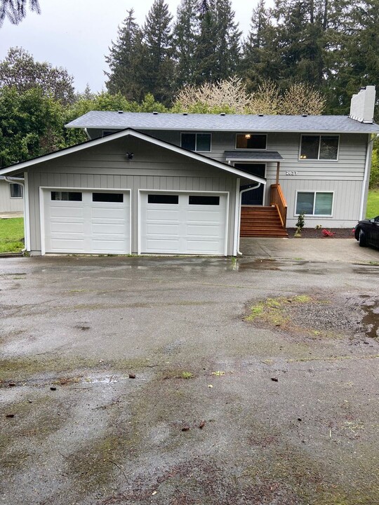 2637 Hibiscus Ct SE in Olympia, WA - Foto de edificio