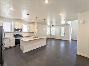 1157 Bon Homme Richard Dr in Fort Collins, CO - Building Photo - Building Photo