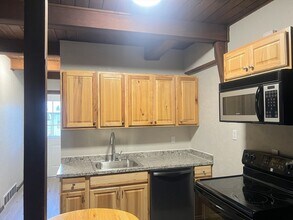 888 Salem St in Groveland, MA - Building Photo - Building Photo