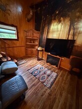 9166 S Evans Ave, Unit Two story loft at the Blue Hole Ranch in Inverness, FL - Foto de edificio - Building Photo