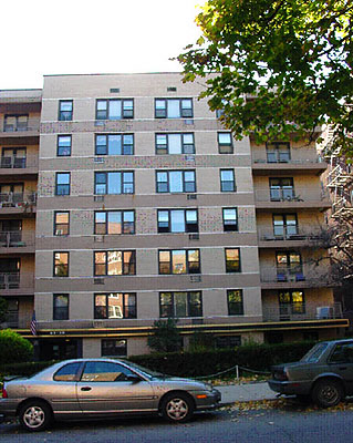 Wetherole Plaza Condominium in Rego Park, NY - Building Photo - Building Photo