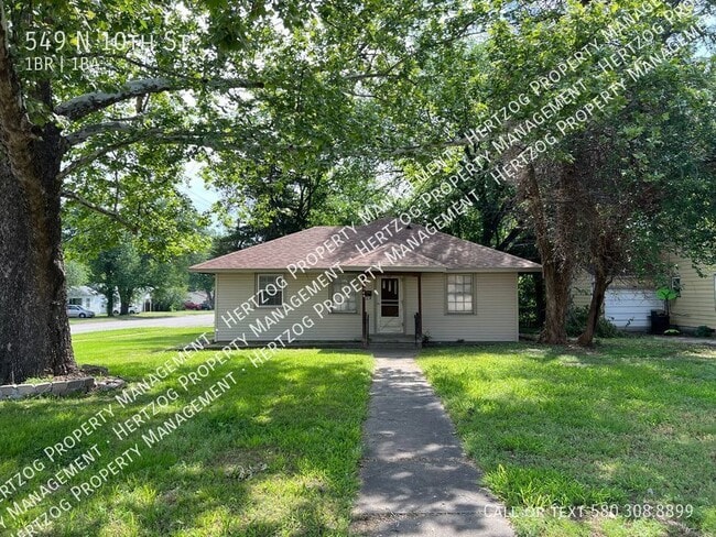 property at 549 N 10th St