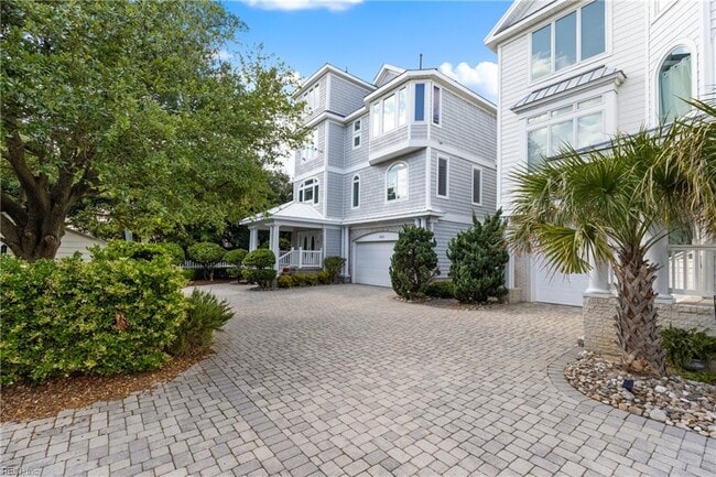 property at 882 W Ocean View Ave