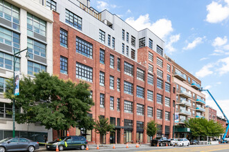 The Zipper Building in Long Island City, NY - Building Photo - Building Photo