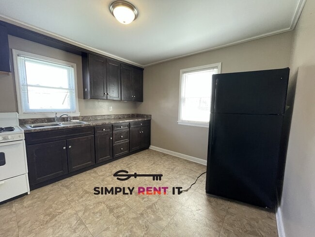 518 Hayward Ave in Ames, IA - Building Photo - Building Photo