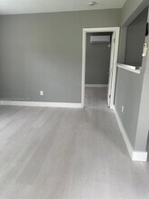 2016 Miami Rd in Fort Lauderdale, FL - Building Photo - Building Photo