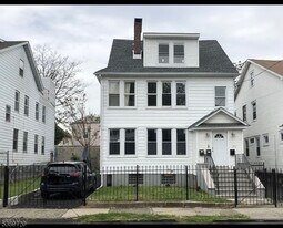 191 Brookdale Ave in Newark, NJ - Building Photo