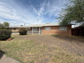 3926 W Bethany Home Rd in Phoenix, AZ - Building Photo - Building Photo