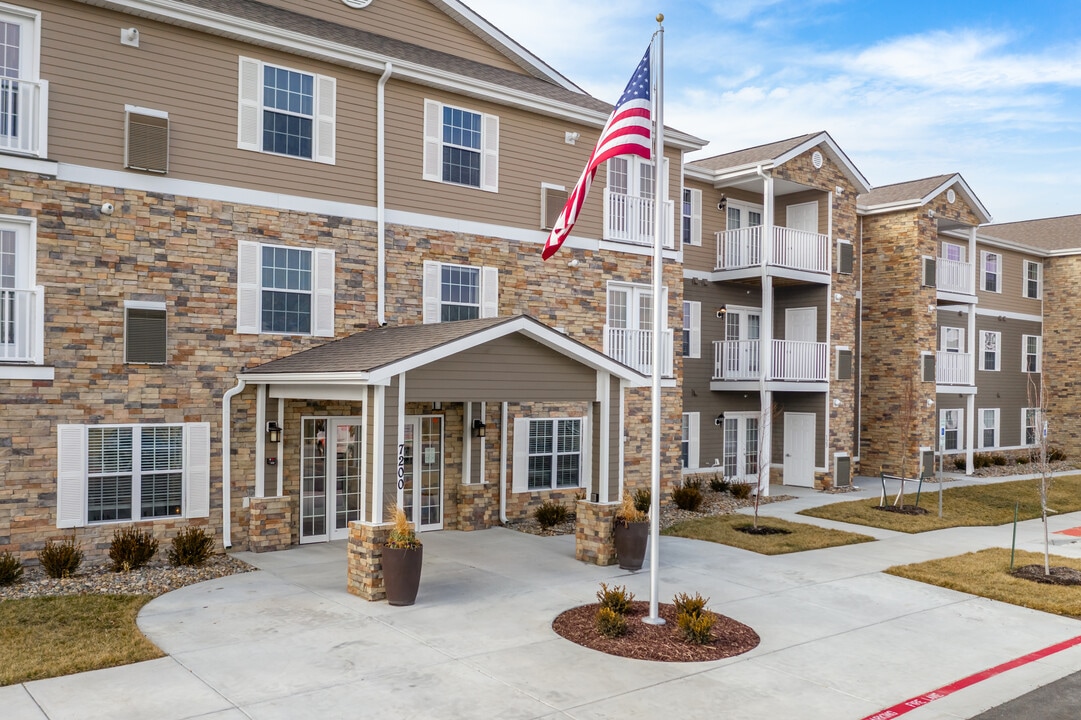 Connect55+ Shawnee Senior Community 55+ in Shawnee, KS - Foto de edificio
