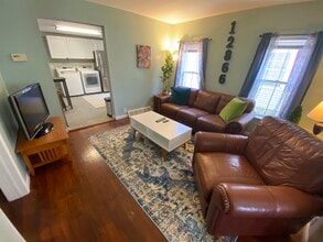 133 Washington St, Unit 1 in Saratoga Springs, NY - Building Photo - Building Photo