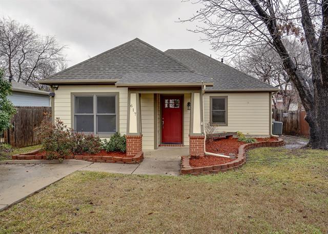 617 E Worth St in Grapevine, TX - Building Photo - Building Photo