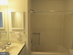 421 Concord St in Havre De Grace, MD - Foto de edificio - Building Photo