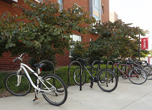 NC State University Wolf Ridge Apartments in Raleigh, NC - Building Photo - Building Photo