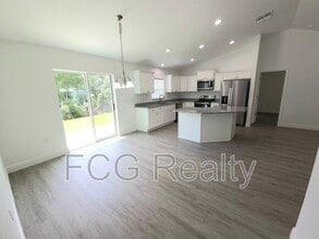175 Marion Oaks Golf Way in Ocala, FL - Building Photo - Building Photo