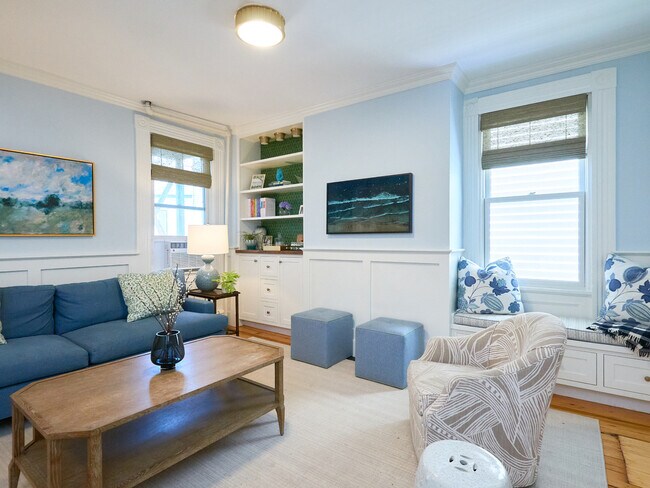 10 Trenton St, Unit 1 in Boston, MA - Building Photo - Building Photo
