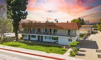 5593 Pioneer Blvd in Whittier, CA - Building Photo