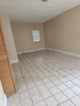 304 SW 20th St-Unit -C in Fort Lauderdale, FL - Building Photo - Building Photo