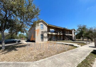2017 Graham Ave in Mission, TX - Foto de edificio - Building Photo