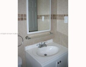 5626 Freedom St in Hollywood, FL - Building Photo - Building Photo