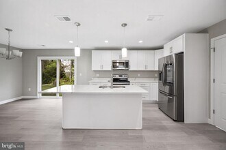 2253 Papermill Rd in Winchester, VA - Building Photo - Building Photo