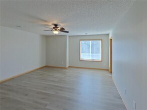16037 Flagstaff Ave W in Rosemount, MN - Building Photo - Building Photo