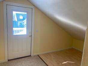 812 NE Killingsworth Ct in Portland, OR - Building Photo - Building Photo