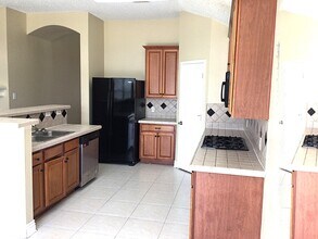 6708 Lake Jackson Dr in Arlington, TX - Building Photo - Building Photo