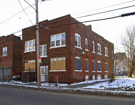 14118 Aspinwall Ave Apartments