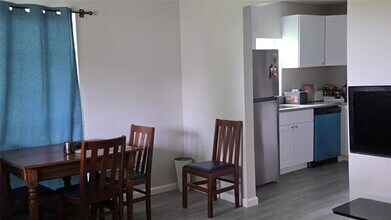 1624 Cedar St in Bonham, TX - Building Photo - Building Photo